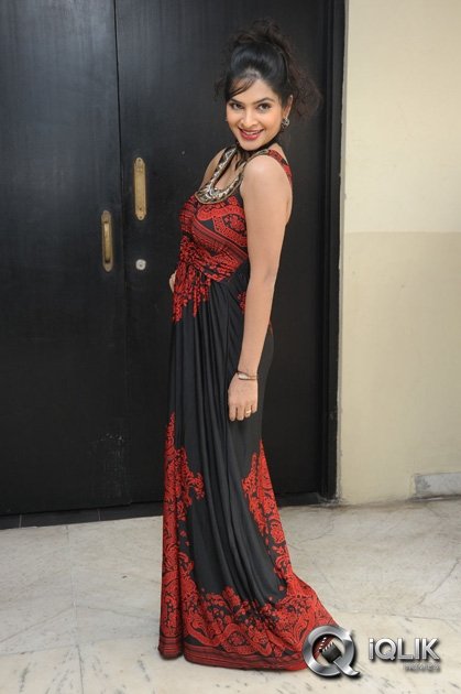 Madhumitha-at-Maine-Pyar-Kiya-Movie-Success-Meet